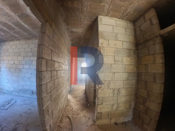 R9-2999 Two Building Blocks for Sale in Daher Al Ain Koura – 3 Floors Each, 220 m² per Floor — الصورة 3 من 14