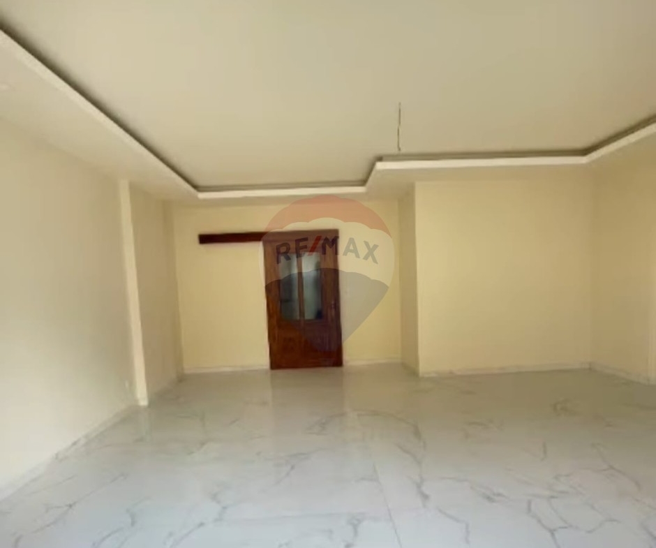R9-2971 Apartment for Sale in Dam wel Farez Tripoli – 145 m², 3 Bedrooms, Parking, Elevator — الصورة 6 من 8