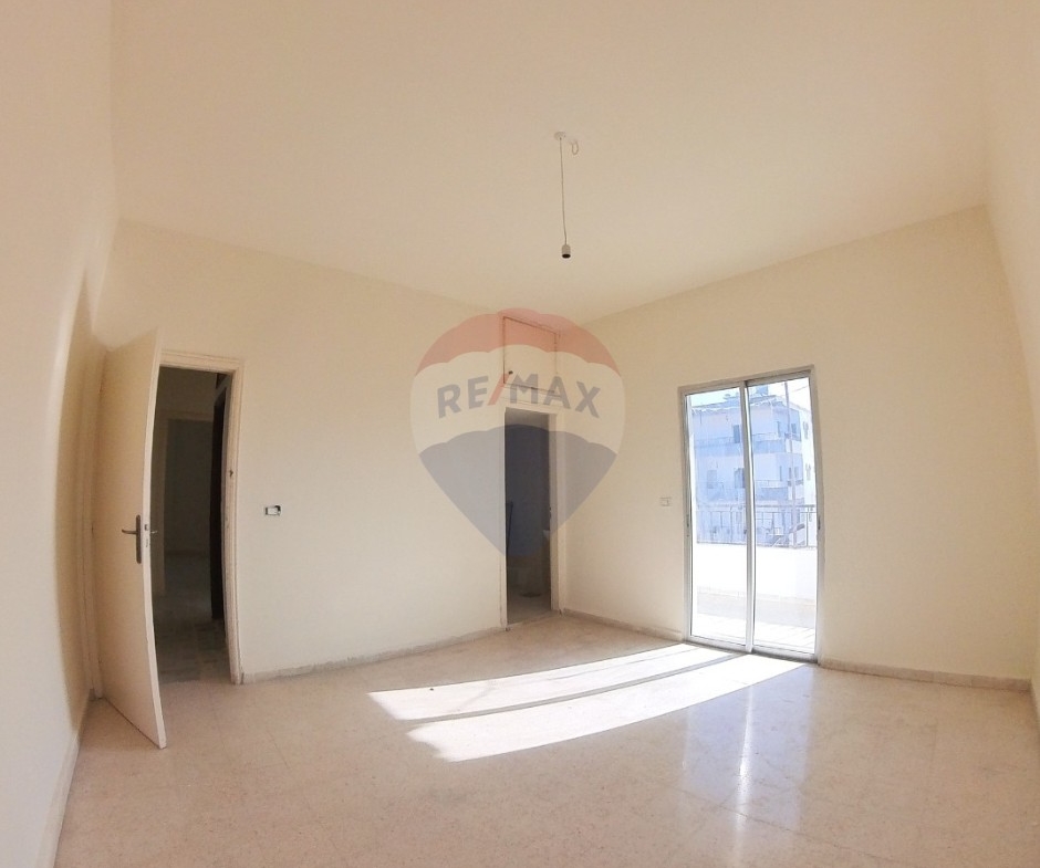 R9-2920 Family Apartment for Rent – Batroumine, Koura (140 m²)شقة عائلية للإيجار – بترومين الكورة (140 م²) — Photo 3 of 8