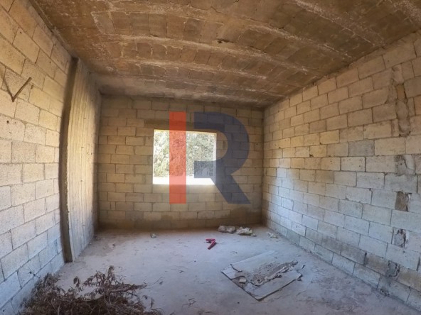 R9-2999 Two Building Blocks for Sale in Daher Al Ain Koura – 3 Floors Each, 220 m² per Floor — الصورة 4 من 14