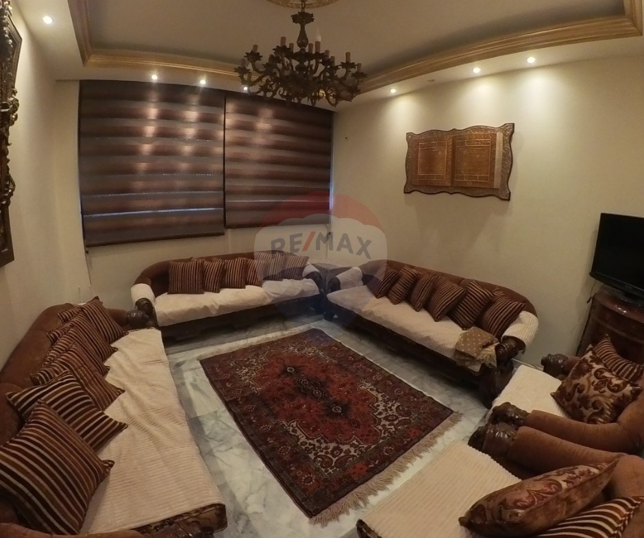 R9-3031 Furnished Apartment for Rent in Jamil Adra Street Tripoli – 200 m², 1st Floor, Terrace — الصورة 6 من 12