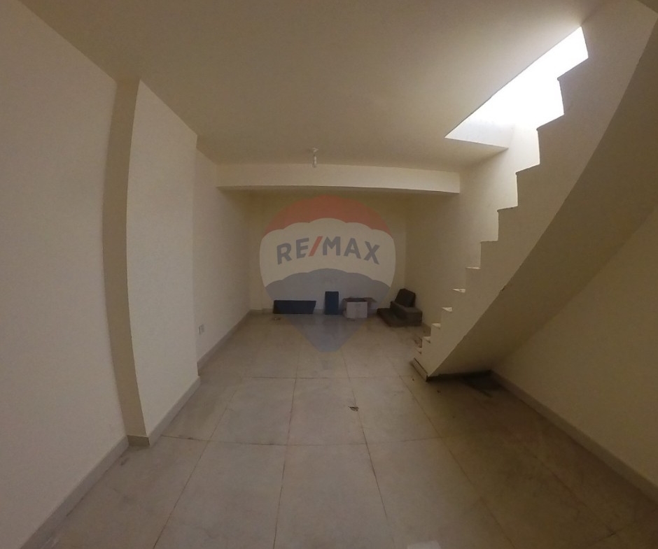 R9-2942 Shop for Sale in Dam Wel Farez Tripoli – 3 Floors, Near Sah Seh — الصورة 7 من 8
