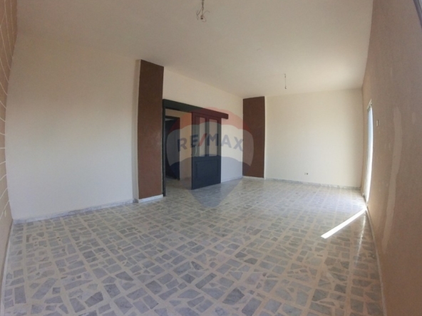 R9-2920 Family Apartment for Rent – Batroumine, Koura (140 m²)شقة عائلية للإيجار – بترومين الكورة (140 م²) — Photo 2 of 8