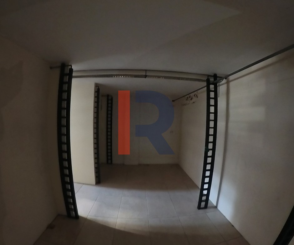 R9-3029 Shop for Sale in Thaqaka Street Tripoli – 330 m², 3 Floors, 2 Facades — الصورة 7 من 17