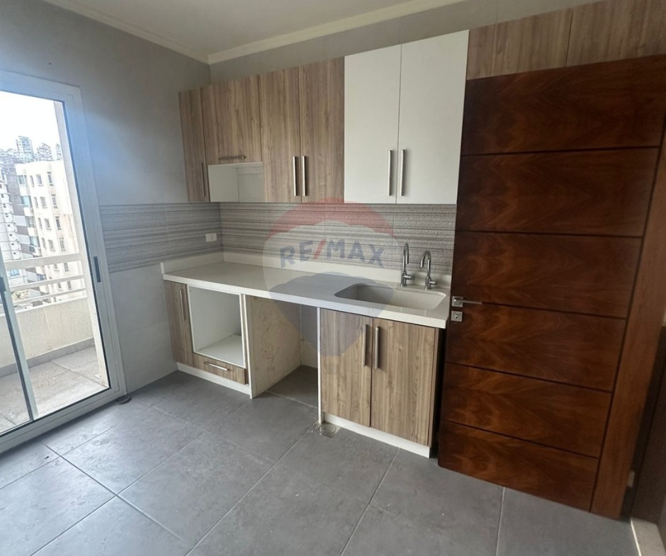 R9-2945 Apartment for Sale in Dam Wel Farez Tripoli – 132 m² + 50 m² Terrace, 9th Floor — Photo 8 of 9
