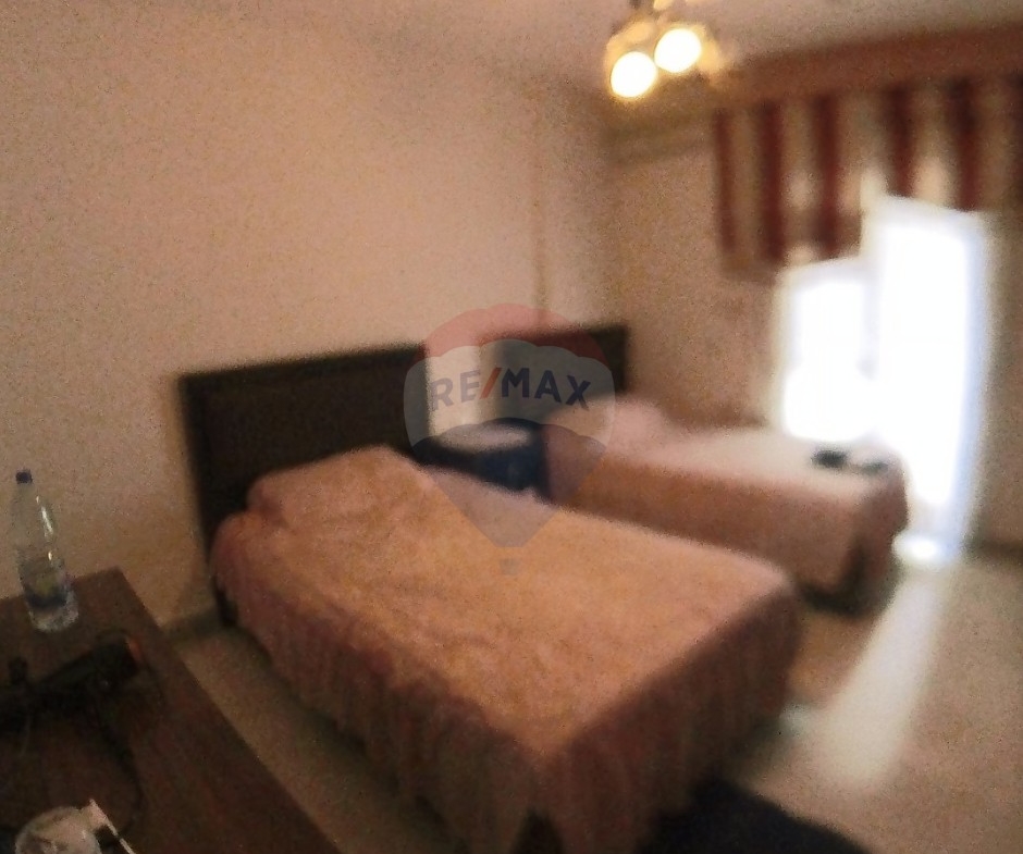 R9-2972 Apartment for Sale in Azmi Tripoli – 320 m², 5th Floor, 4 Bedrooms, Maid Room, Parking — Photo 8 of 10