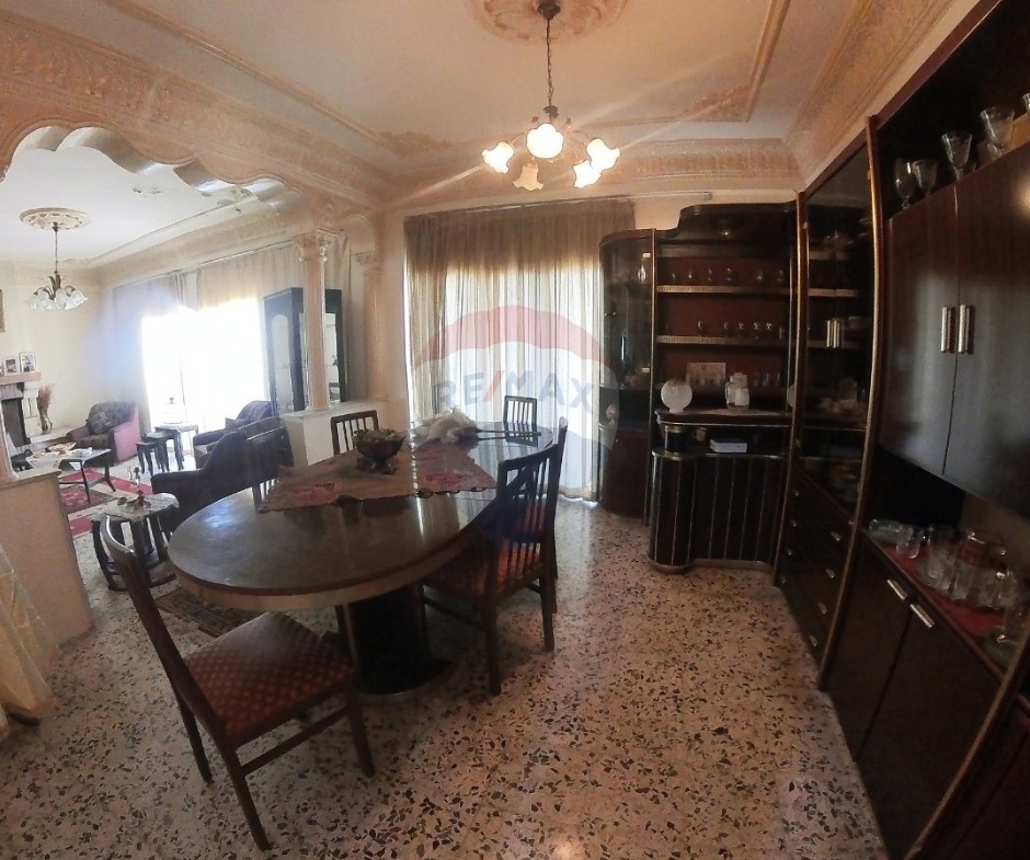 R9-2996 Apartment for Sale in Abou Samra Mawlawi Roundabout Tripoli – 200 m², Top Floor — الصورة 4 من 11