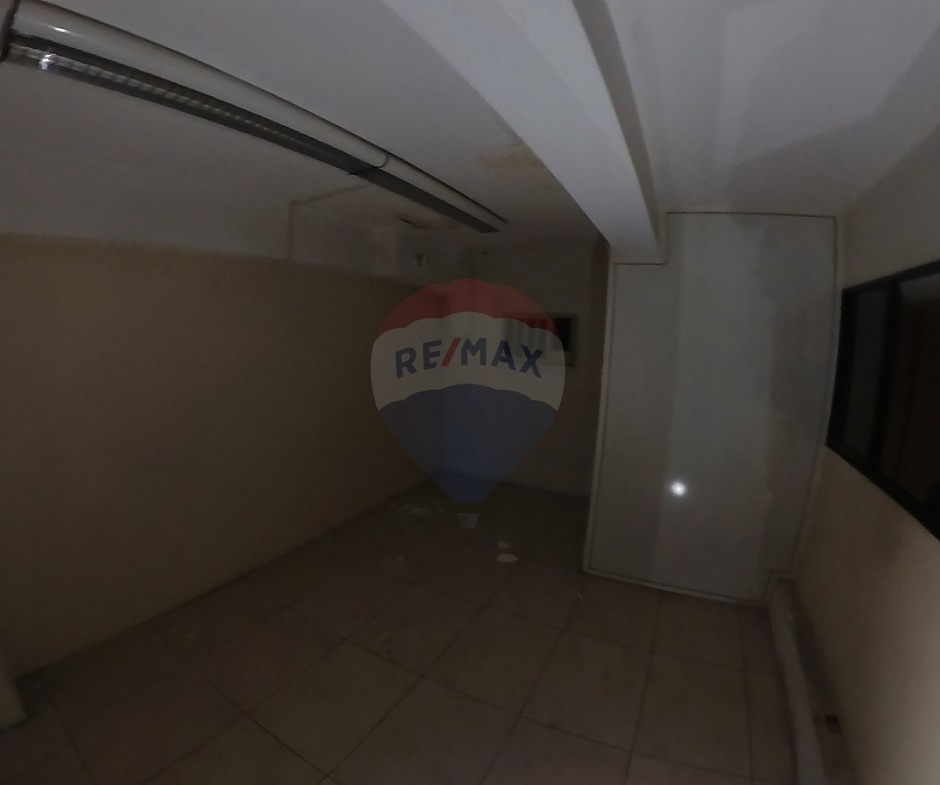 R9-3029 Shop for Sale in Thaqaka Street Tripoli – 330 m², 3 Floors, 2 Facades — الصورة 9 من 17
