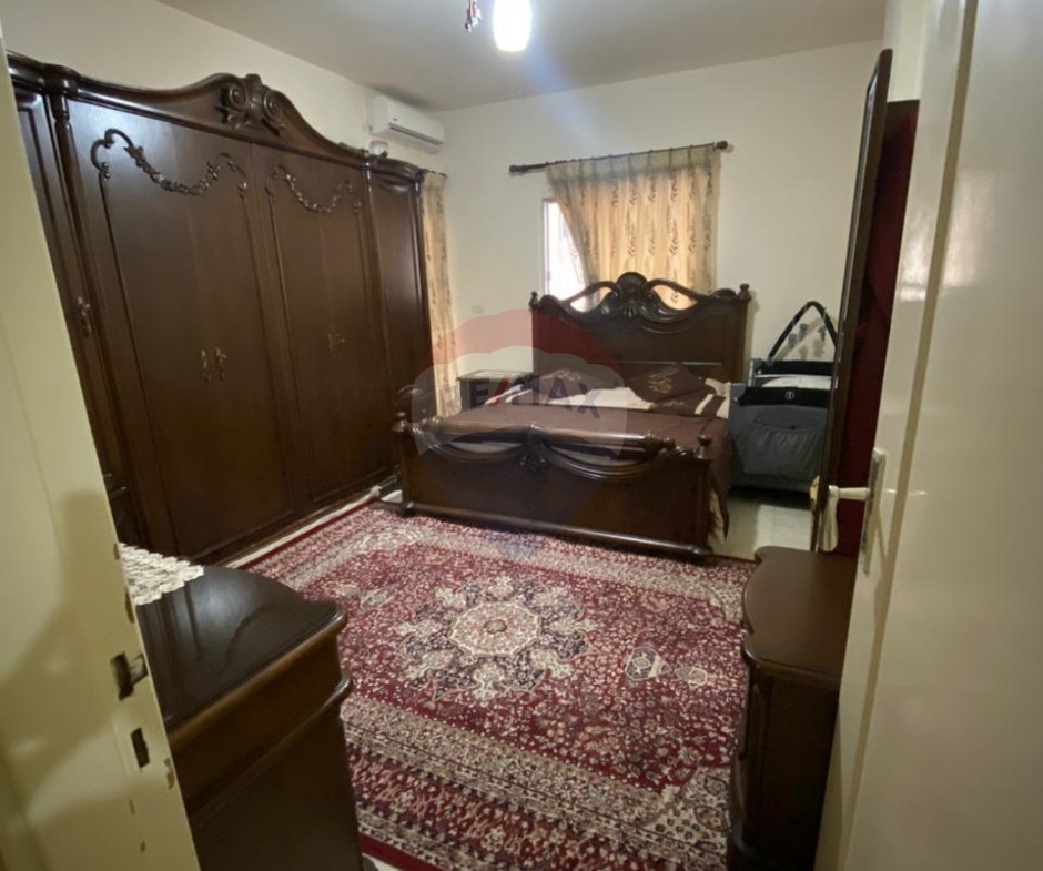 R9-3036 Apartment 165m for Sale on Al Haram Street, Abu Samra – Tripoli  – شقة 165م للبيع في شارع الهرم، أبو سمرا طرابلس — Photo 9 of 14