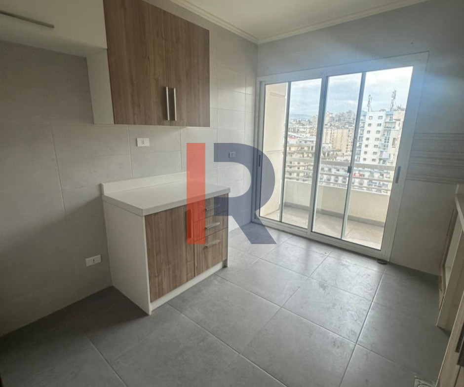 R9-2945 Apartment for Sale in Dam Wel Farez Tripoli – 132 m² + 50 m² Terrace, 9th Floor — Photo 9 of 9