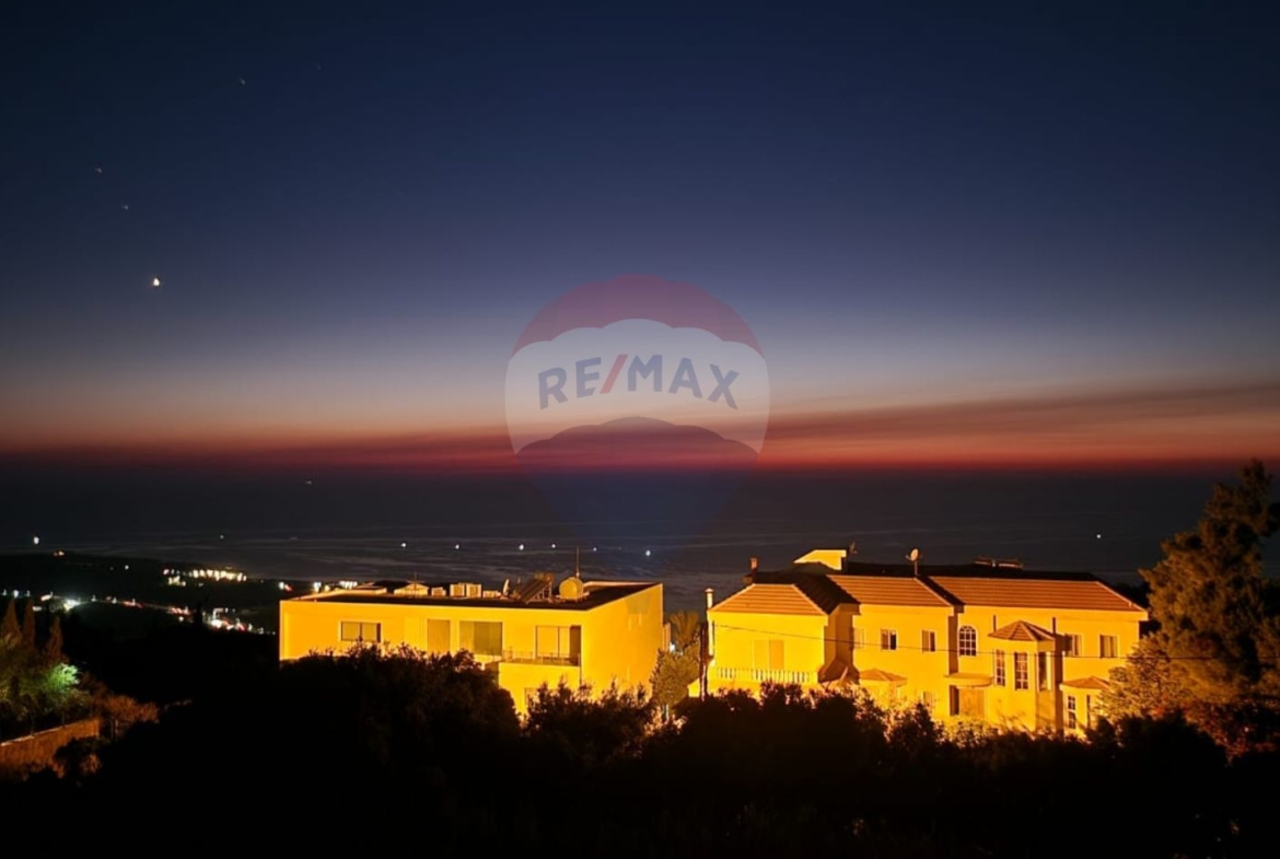 R9-2910 Villa for Sale in Balamand Koura – 800 m² with Pool & Garden — Photo 6 of 12
