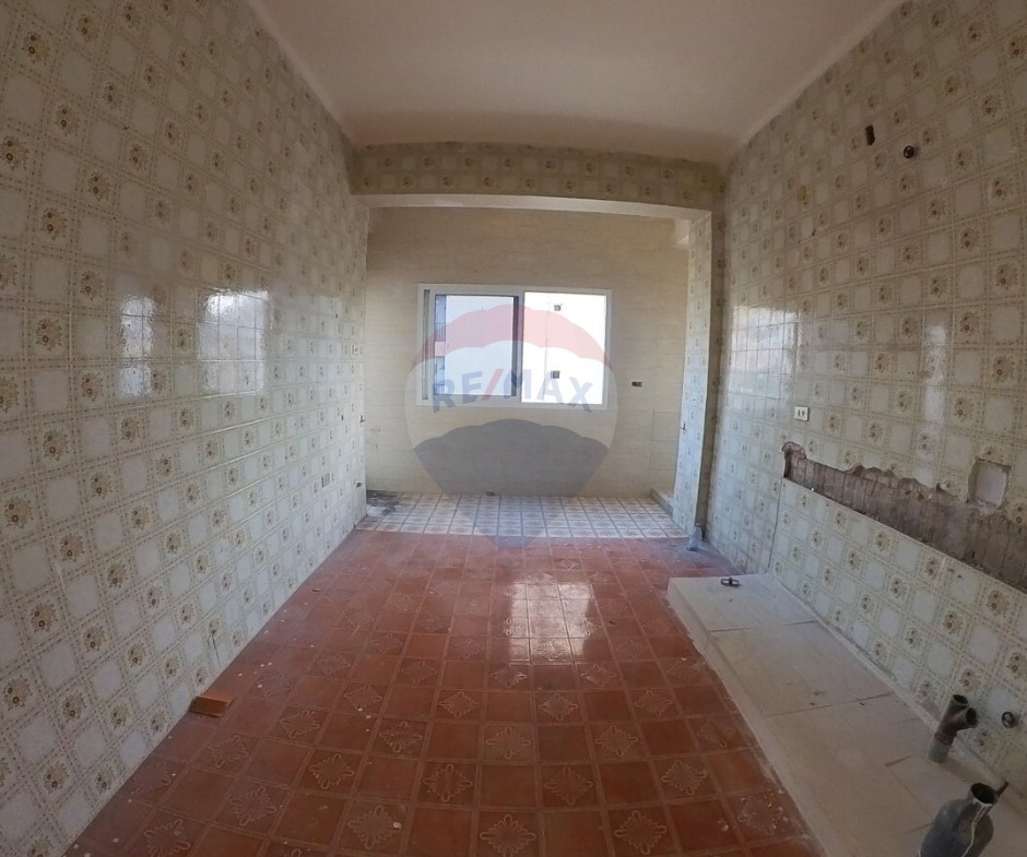 R9-3061 Apartment for Sale in Azmi Street – Tripoli شقة للبيع في شارع عزمي طرابلس (265 m² + Roof) — Photo 10 of 11