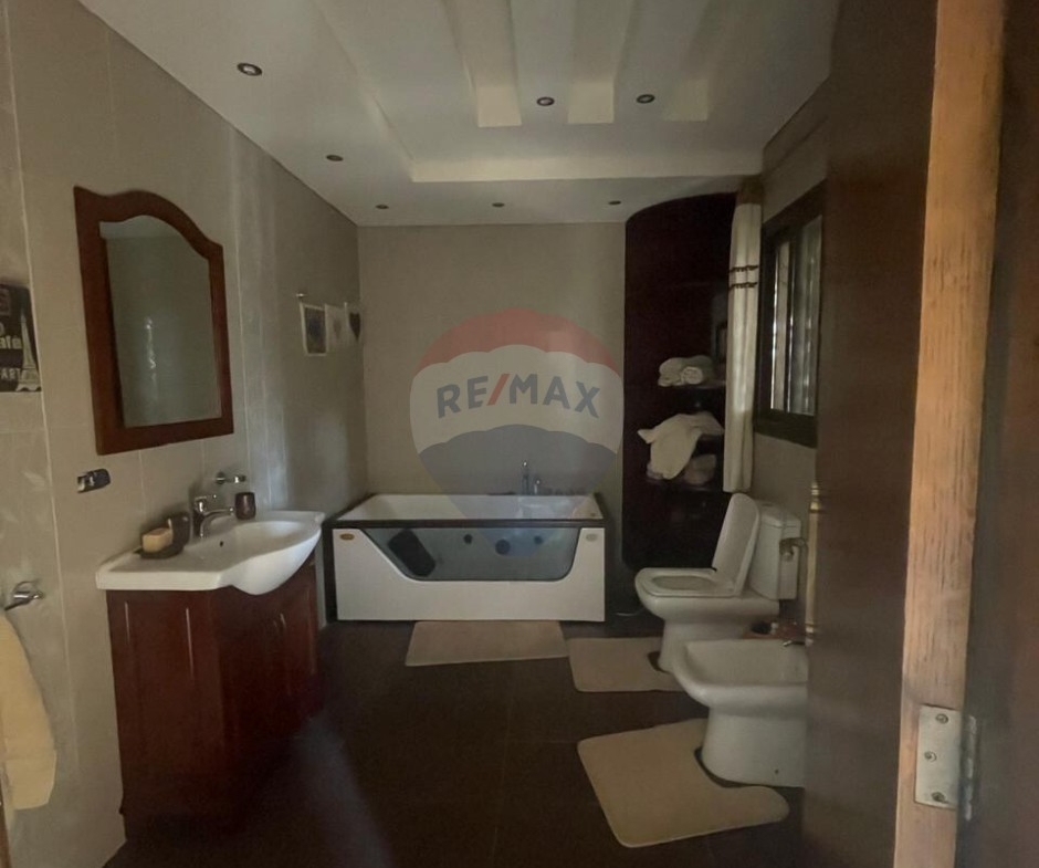 R9-3053 Villas for Sale in Koura – 2 Lands with 375 m² Villas فلل للبيع في الكورة (830 m² + 950 m²) — Photo 12 of 35