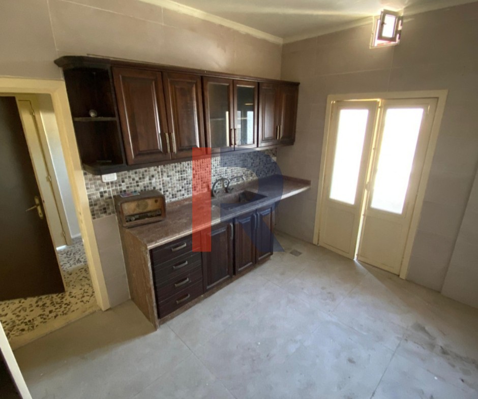 R9-3102 Apartment for Sale in Abu Samra – Al Chiraa Tripoli — Photo 13 of 17