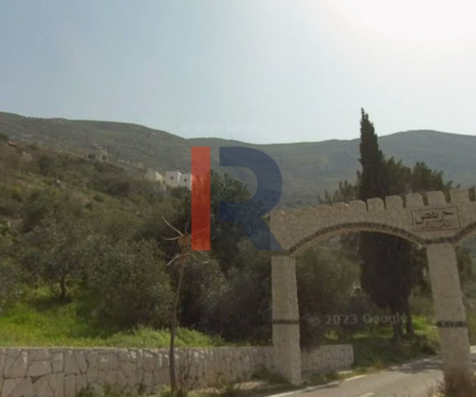 أرض للبيع في حريقص قضاء زغرتا (2,000 m², سكنية) — الصورة 2 من 3