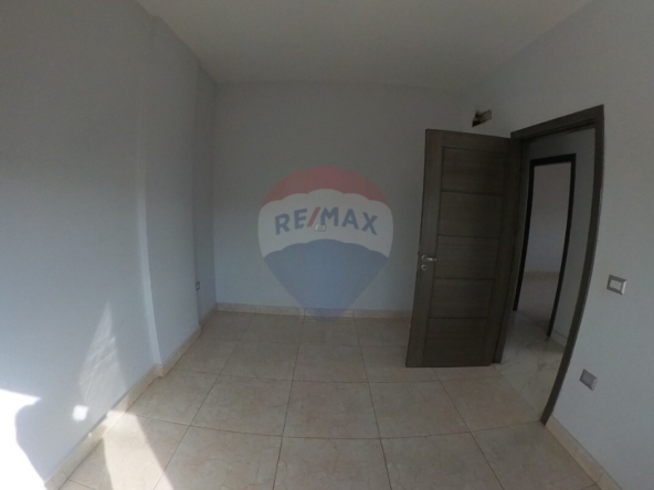 R9-3066 Apartment for Sale in Daher Al Ain – Koura شقة للبيع في ضهر العين الكورة (145 m² + Garden) — Photo 3 of 13