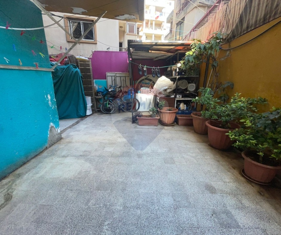 R9-3069 Apartment for Sale in Abu Samra – Tripoli شقة للبيع في أبي سمراء طرابلس — Photo 3 of 7