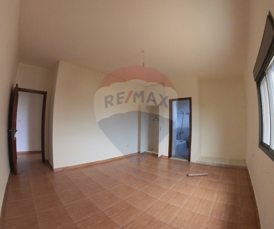 R9-3049 Apartment for Sale in Dam Wel Farez – Zone D Tripoli شقة للبيع في ضم وفرز المنطقة D طرابلس — Photo 2 of 7