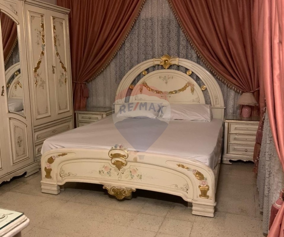 R9-3121 Apartment for Sale in Abu Samra – Sahat Dannawi, Tripoli شقة للبيع في أبي سمراء ساحة الضناوي طرابلس — Photo 3 of 6