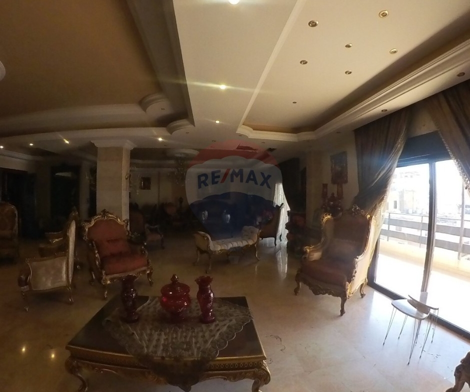 R9-3065 Apartment for Sale in Monla Street – Tripoli شقة للبيع في شارع منلا طرابلس — Photo 4 of 13
