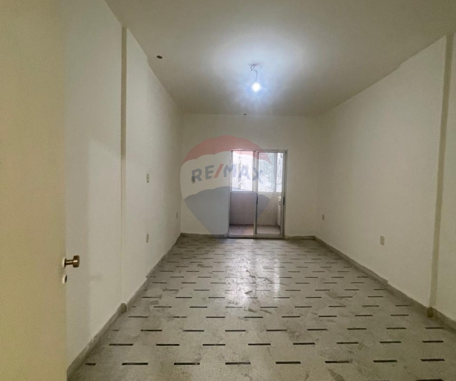 R9-3108 Office for Sale in Horriyeh Street – Tripoli مكتب للبيع في شارع الحرية طرابلس — Photo 4 of 5