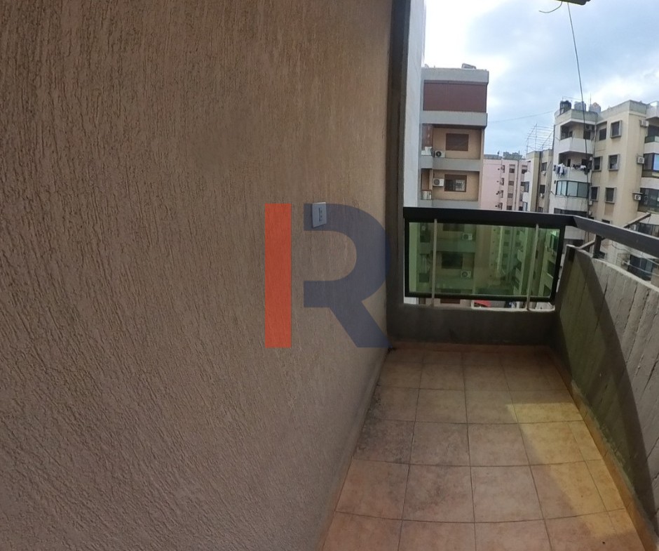 R9-3106 Apartment for Sale in Nakabet Ateba – Tripoli شقة للبيع في نقابة الأطباء طرابلس — Photo 5 of 9