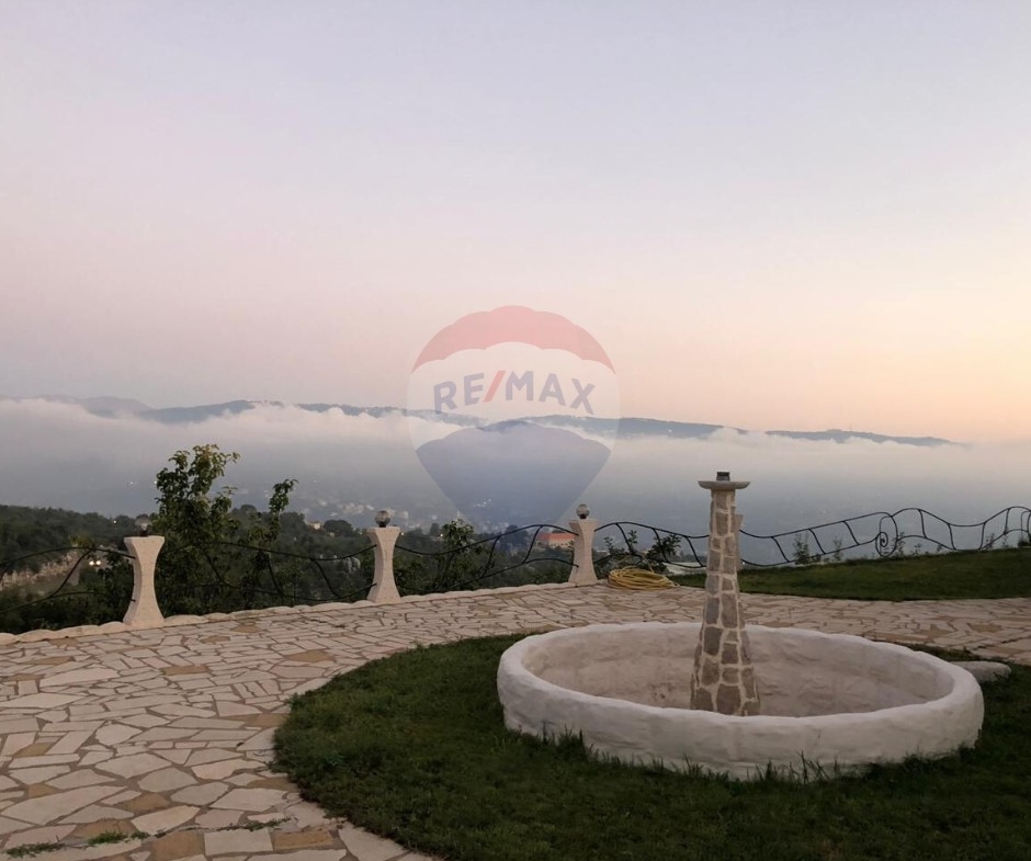 R9-3063 Villa for Sale in Ajaltoun – Keserwan فيلا للبيع في عجلتون كسروان (2,300 m² Land, Expansion Potential) — Photo 6 of 18