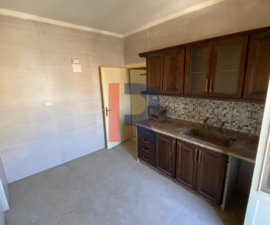 R9-3102 Apartment for Sale in Abu Samra – Al Chiraa Tripoli — Photo 7 of 17