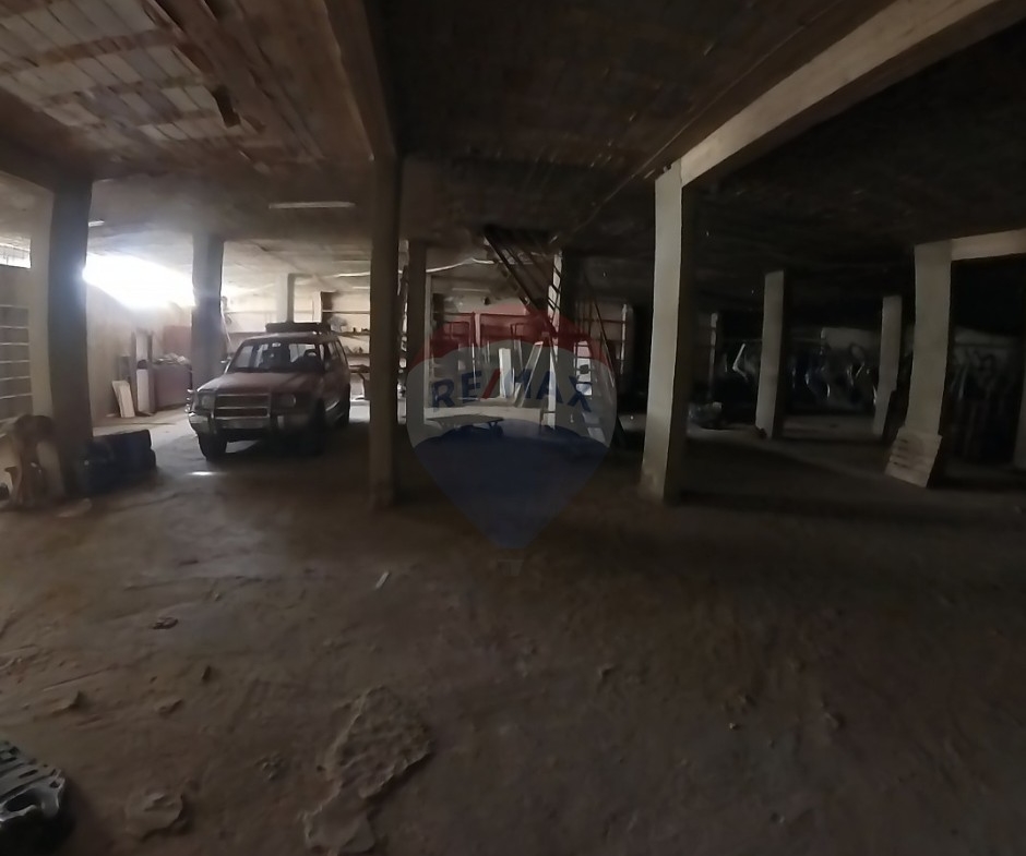 R9-3104 Warehouse for Sale in Abu Samra – Sekeh Bayda Tripoli مستودع للبيع في أبو سمرا سكة بيضا طرابلس (549 m²) — Photo 6 of 9
