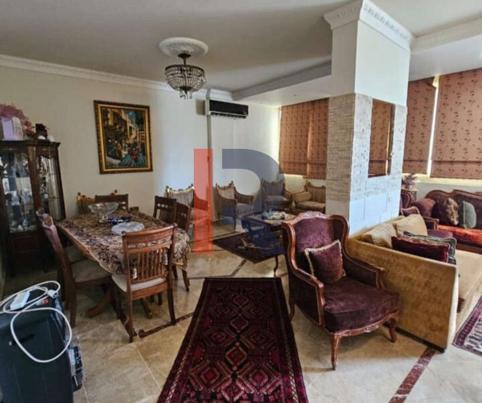 R9-3090  شقة للبيع في بدارو بيروت — الصورة 8 من 11