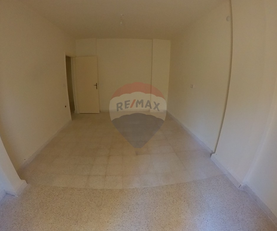 R9-3120 Apartment for Sale in Mina – Tripoli شقة للبيع في الميناء طرابلس — Photo 8 of 10