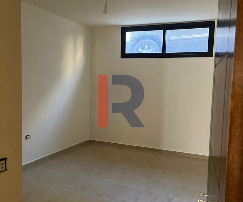 R9-3074 Apartment for Sale in Bziza – Koura شقة للبيع في بزيزا الكورة — Photo 3 of 11