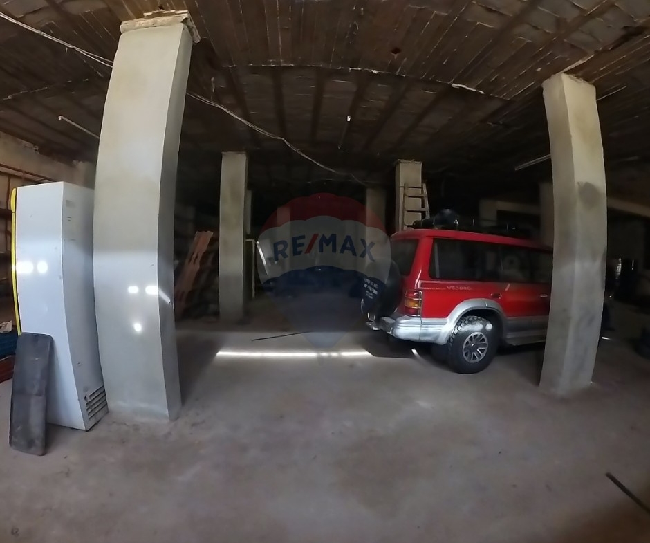 R9-3104 Warehouse for Sale in Abu Samra – Sekeh Bayda Tripoli مستودع للبيع في أبو سمرا سكة بيضا طرابلس (549 m²) — Photo 8 of 9
