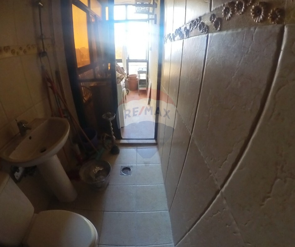 R9-3065 Apartment for Sale in Monla Street – Tripoli شقة للبيع في شارع منلا طرابلس — Photo 9 of 13