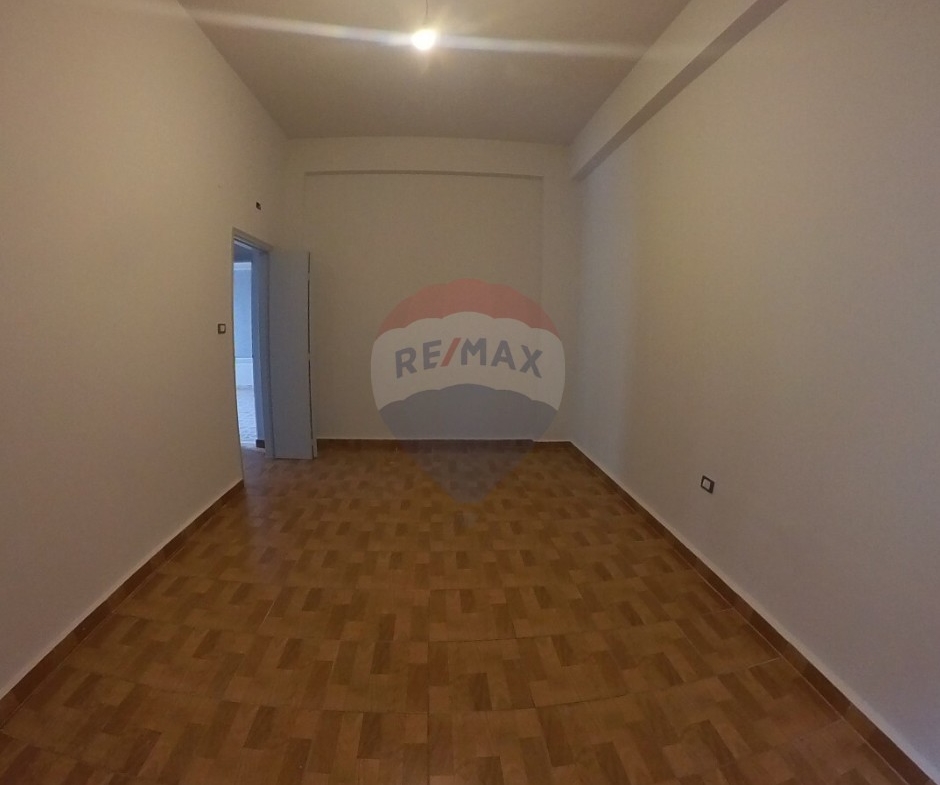 R9-3200 Apartment for Sale in Abou Samra – Shiraa Street شقة للبيع في أبو سمرا شارع الشراع — Photo 13 of 13