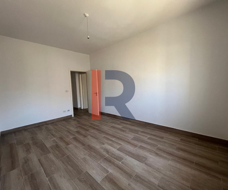 R9-3212 Apartment for Rent in Boulevard Salam – Tripoli شقة للإيجار في بوليفار السلام طرابلس — Photo 10 of 12