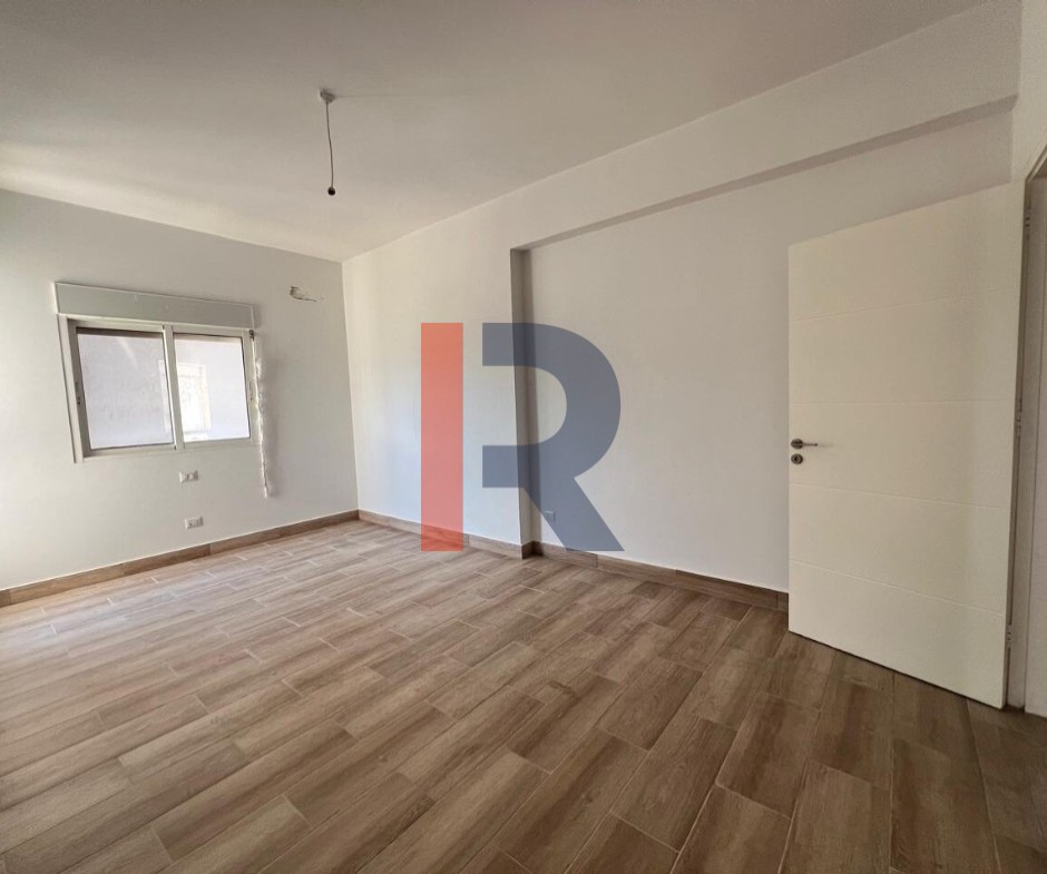 R9-3212 Apartment for Rent in Boulevard Salam – Tripoli شقة للإيجار في بوليفار السلام طرابلس — Photo 11 of 12