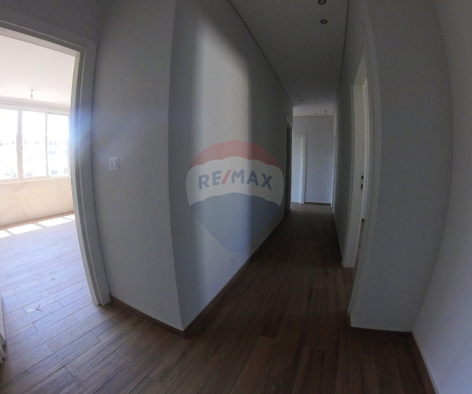 R9-3245 Apartment for Sale in Abou Samra Outour Tripoli – 190 m² شقة للبيع في أبو سمرا أوتوستراد طرابلس – 190 متر مربع — Photo 12 of 12
