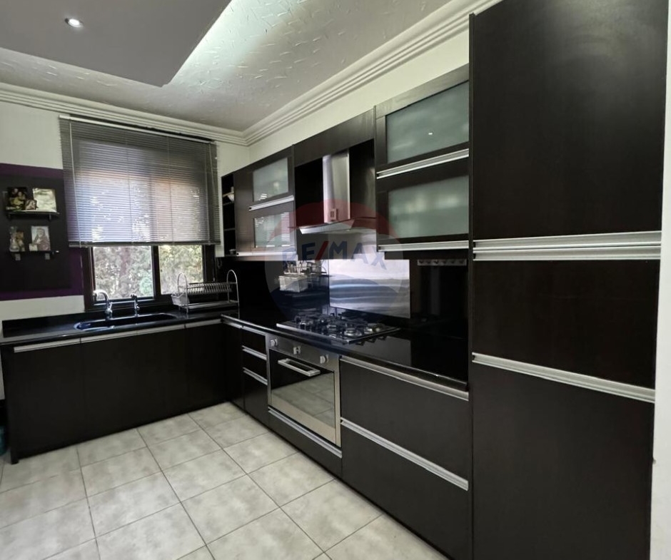 R9-3194 Apartment for Sale in Zgharta – Akbeh Road شقة للبيع في زغرتا طريق عقبة (330 m², 3rd Floor) — Photo 16 of 21