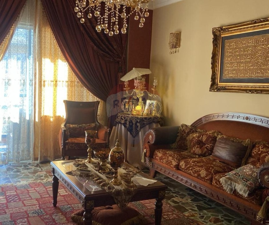 R9-3234 Apartment for Sale in Haram Street Abou Samra Tripoli شقة للبيع في شارع الحرم أبو سمرا طرابلس — Photo 2 of 7