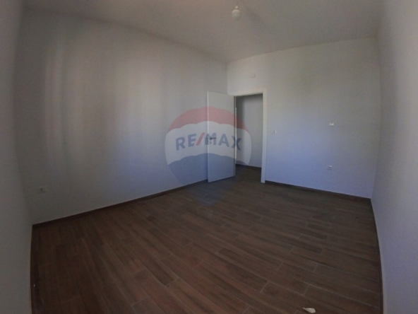 R9-3245 Apartment for Sale in Abou Samra Outour Tripoli – 190 m² شقة للبيع في أبو سمرا أوتوستراد طرابلس – 190 متر مربع — Photo 2 of 12