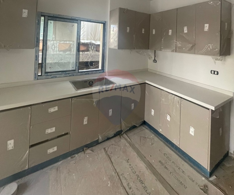 R9-3156 Under-Construction Apartment for Sale in Abou Samra – Tripoli شقة للبيع في أبو سمرا طرابلس ساحة سعدون — Photo 2 of 6