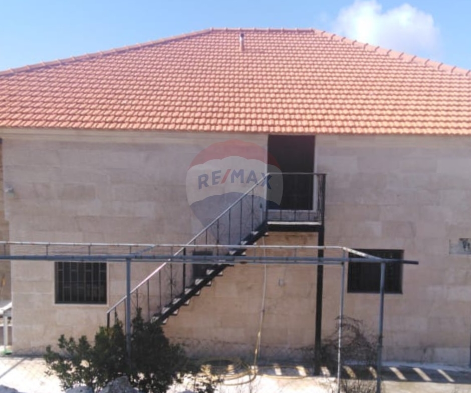 R9-3159 Villa for Sale in Mehmarch – Batroun District فيلا للبيع في محمرش البترون — Photo 2 of 3