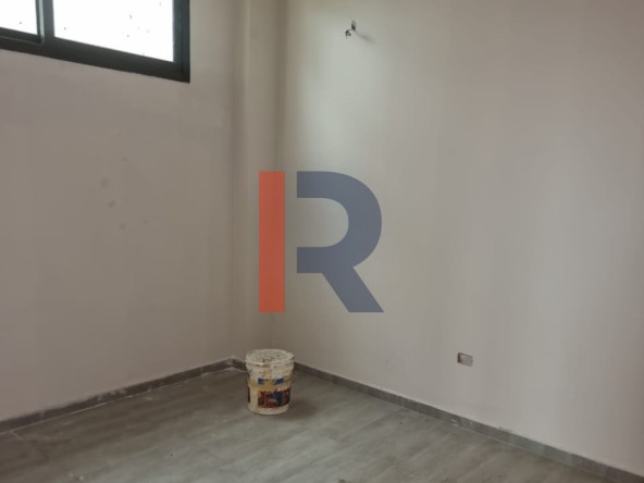 R9-3167 شقة أرضية للبيع في ضهر العين الكورة 160 متر + 80 متر حديقة — الصورة 2 من 6