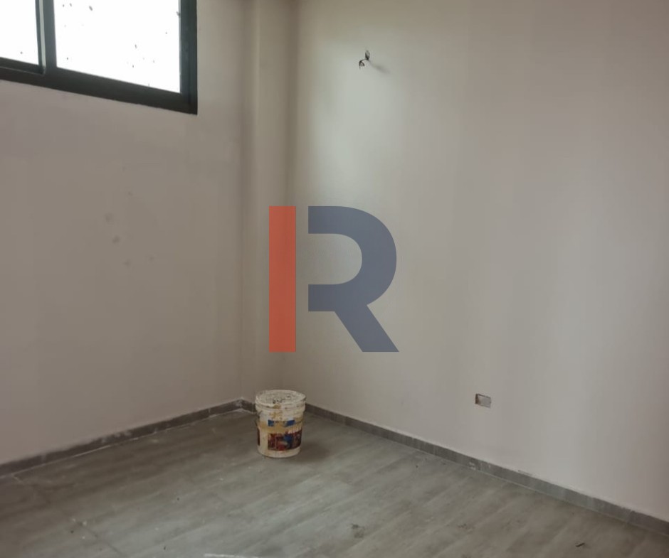 R9-3167 شقة أرضية للبيع في ضهر العين الكورة 160 متر + 80 متر حديقة — الصورة 2 من 6