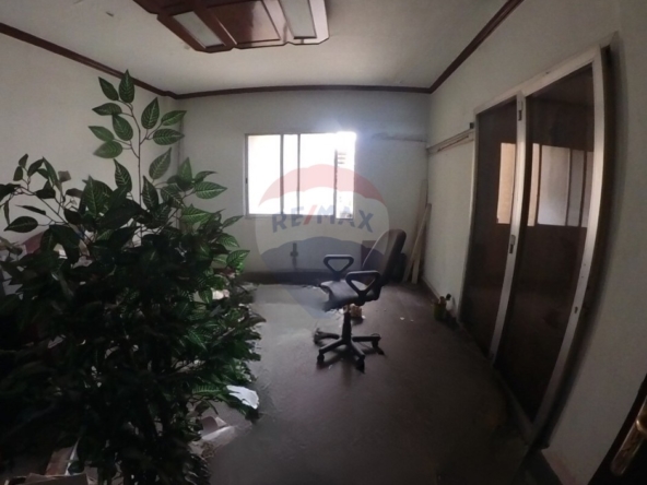 R9-3211 Office for Rent in Horiya Street – Tripoli مكتب للإيجار في شارع الحرية طرابلس — Photo 2 of 5