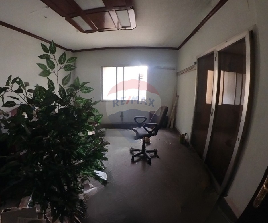 R9-3211 Office for Rent in Horiya Street – Tripoli مكتب للإيجار في شارع الحرية طرابلس — Photo 2 of 5