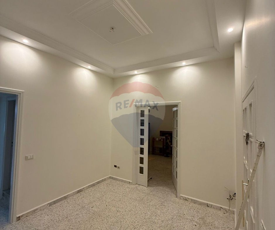 R9-3141 Apartment for Sale in Kfarhata Main Road – Zgharta شقة للبيع في كفرحاتا زغرتا — Photo 2 of 14