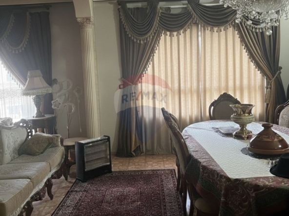 R9-3213 Apartment for Sale in Miten Street – Tripoli شقة للبيع في شارع المتين طرابلس — Photo 2 of 8