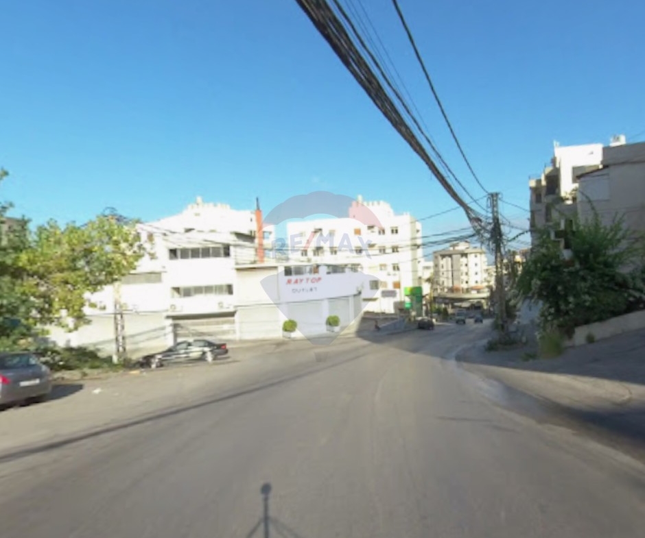 R9-3224 Land for Sale in Zouk Mosbeh – Adonis أرض للبيع في زوق مصبح أدونيس (1,804 m² Residential) — Photo 2 of 4
